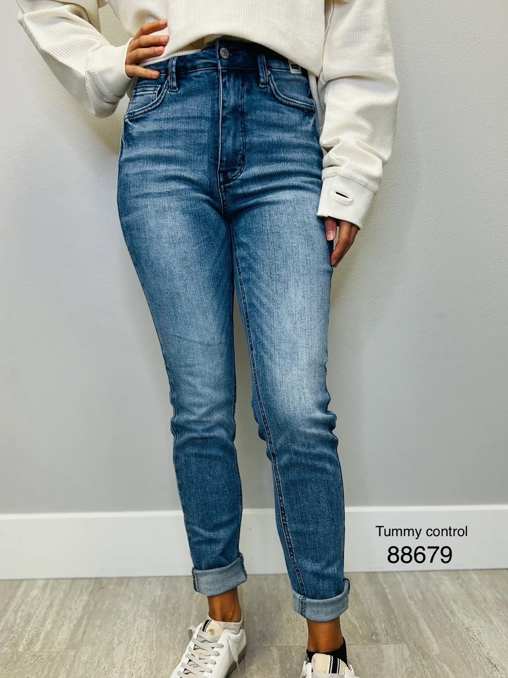 Judy Blue High-Rise Slim Tapered Jeans - Blue Wash